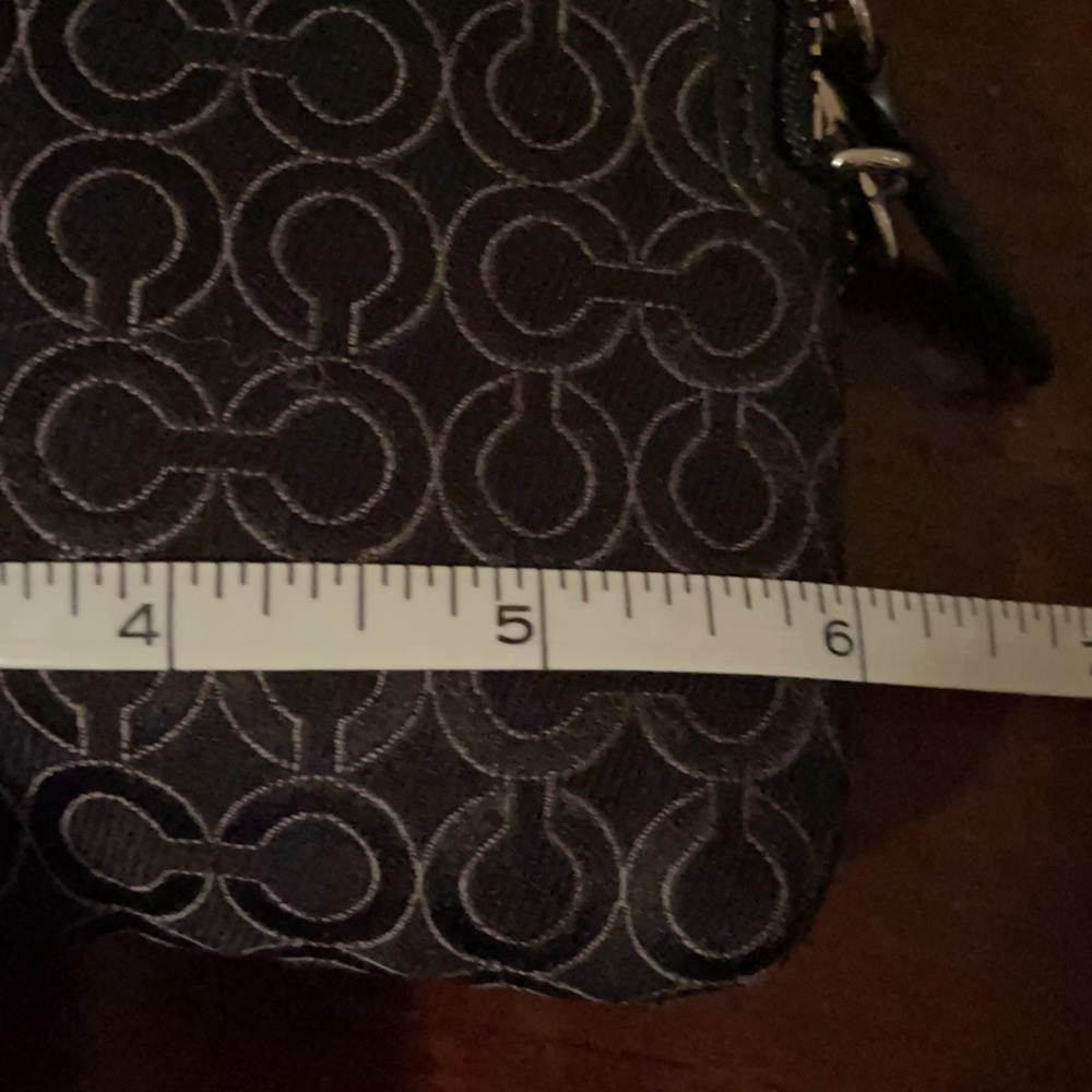 Coach wristlet - Picture 5 of 6